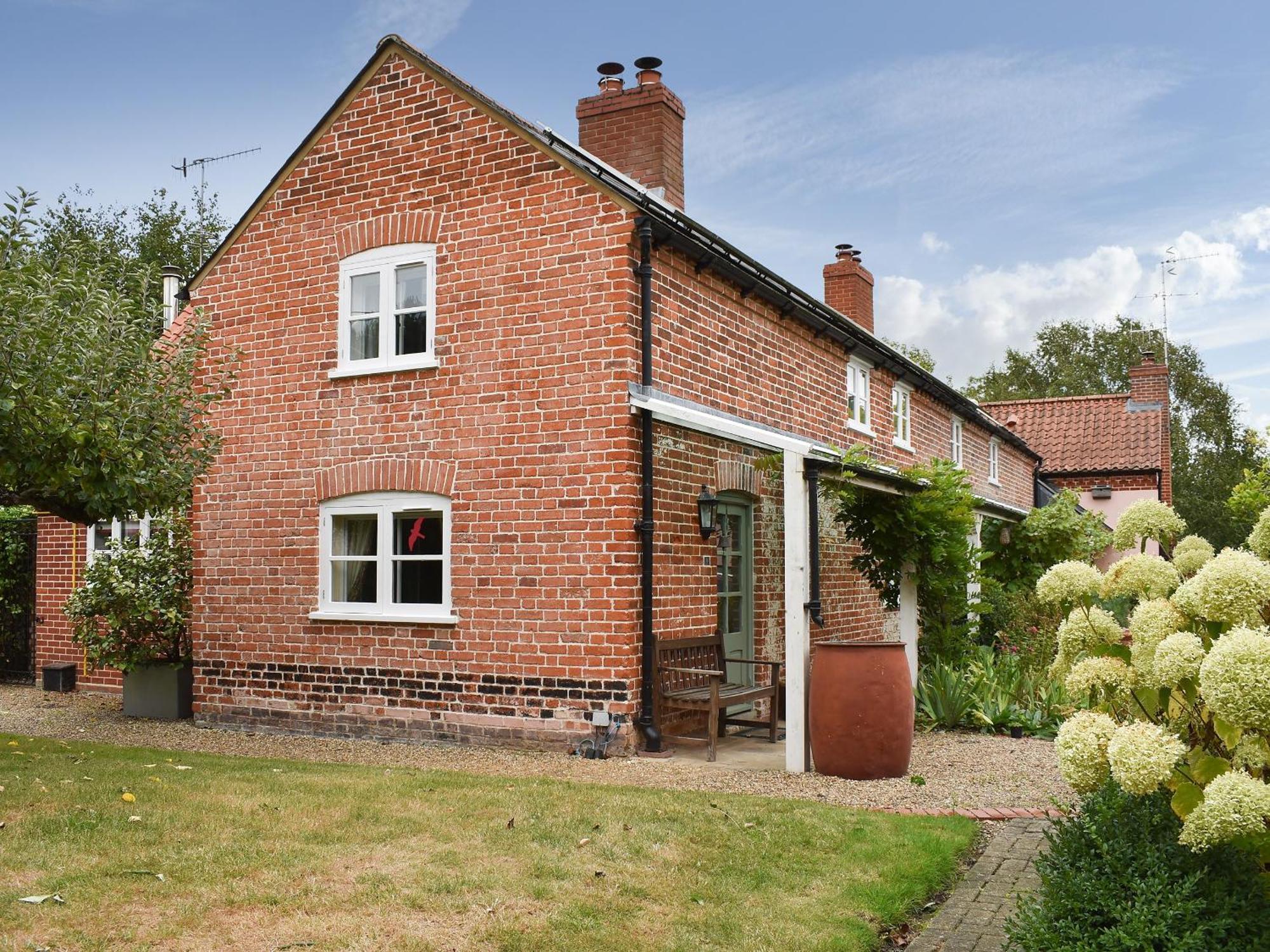 The Cottage Great Blakenham Exterior photo